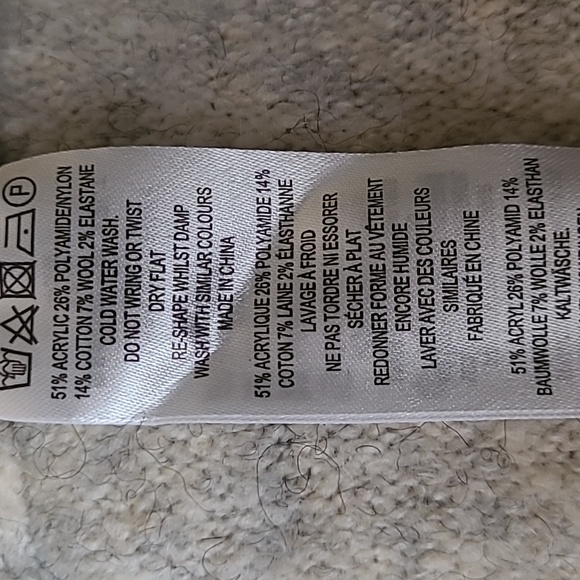 French Connection Tunic Length Sweater - Picture 4 of 4